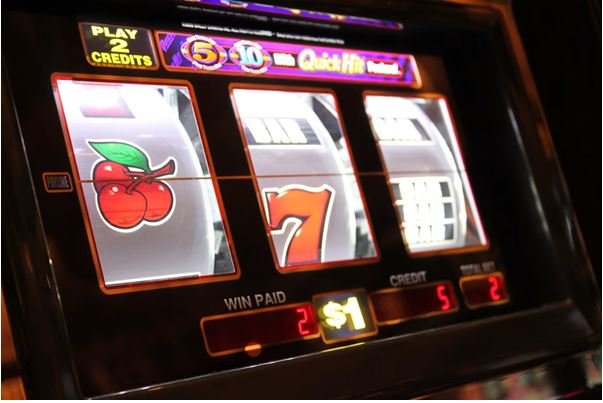 How the Fruit Machine Evolved into a Digital Format